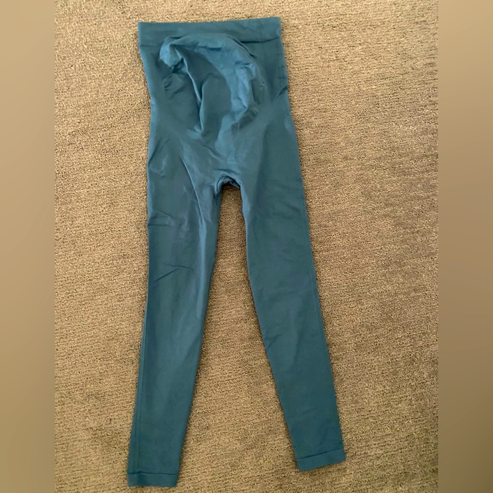 Blanqi maternity leggings size Small